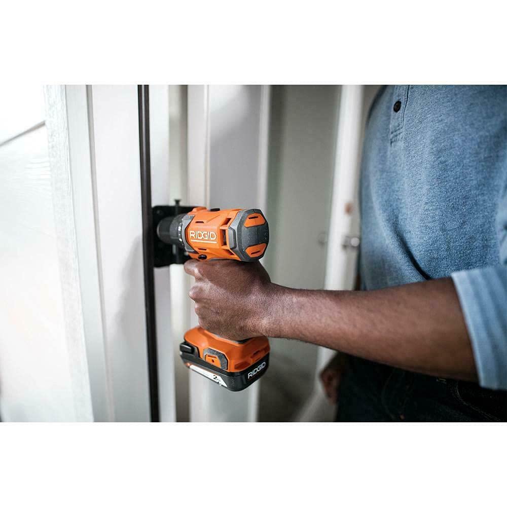 18V Cordless 1/2 in. Drill/Driver Kit with Battery and Charger I424