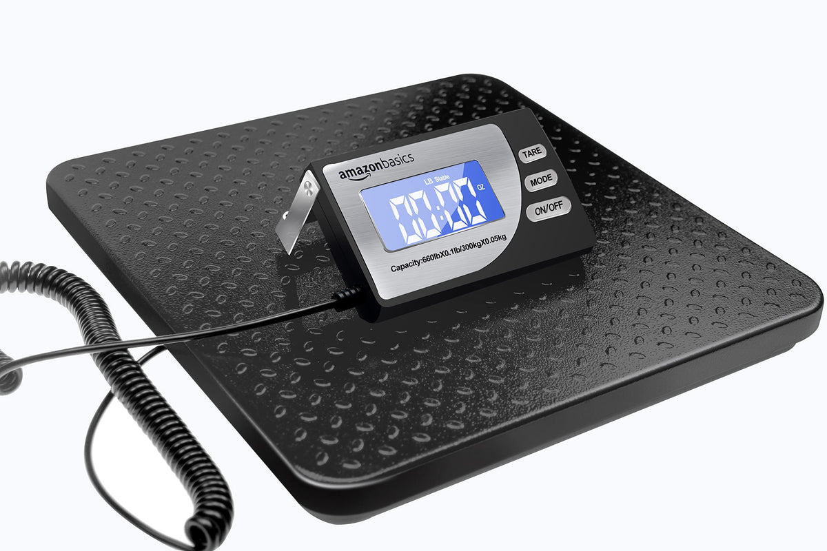 660 lb Capacity Black Digital Postal Scale D520